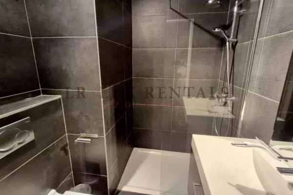 Appartement de luxe à vendre à Antibes, 550 000 €, Photo 6