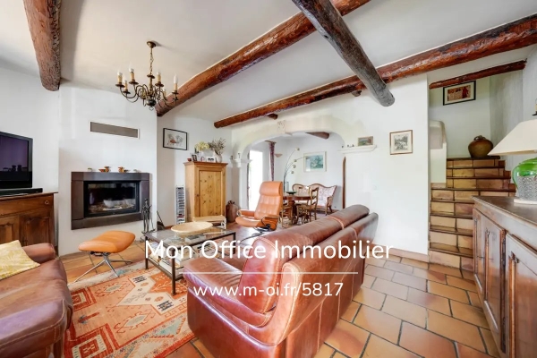 Maison de luxe à vendre à Aix-en-Provence, 588 000 €, Photo 2