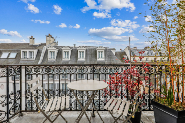 Luxury Apartment for sale in Paris 18Ème, 945 000 €, Photo 1
