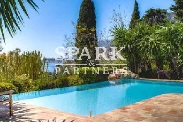 Maison de luxe à vendre à Roquebrune-Cap-Martin, 5 750 000 €, Photo 1