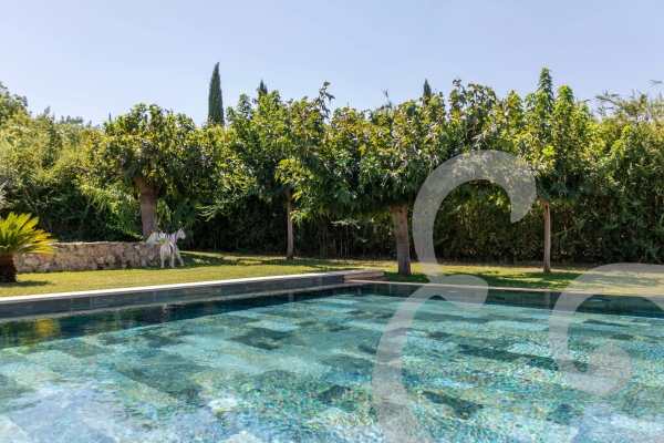 Maison de luxe à vendre à Saint-Rémy-de-Provence, 1 799 000 €, Photo 1