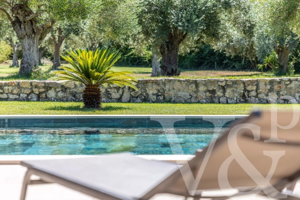 Maison de luxe à vendre à Saint-Rémy-de-Provence, 1 499 000 €, Photo 1