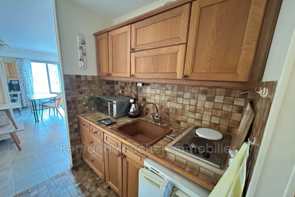 Luxury Apartment for sale in Cavalaire-sur-Mer, 140 000 €, Photo 2