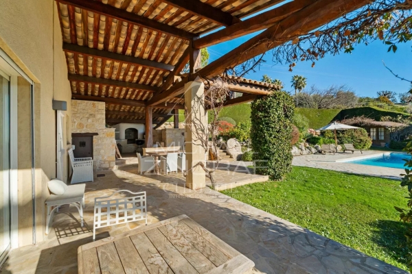 Maison de luxe à vendre à Vence, 1 790 000 €, Photo 3