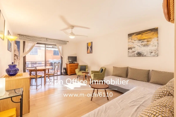 Appartement de luxe à vendre à Sanary-sur-Mer, 357 000 €, Photo 4