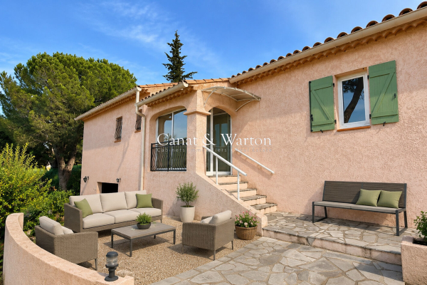 Maison de luxe à vendre à Saint-Raphaël, 590 000 €, Photo 5