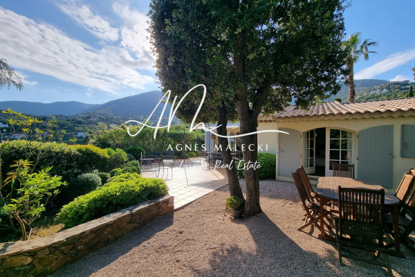 Maison de luxe à vendre à Cavalaire-sur-Mer, 1 860 000 €, Photo 6
