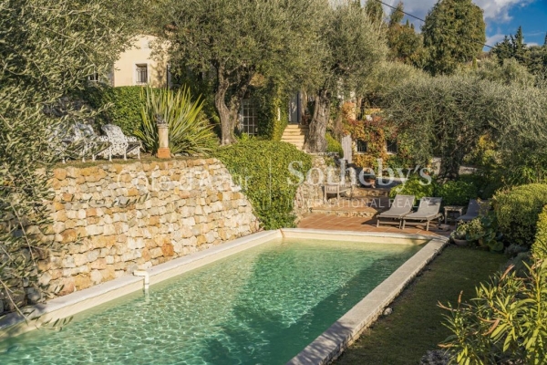 Maison de luxe à vendre à Châteauneuf-Grasse, 1 650 000 €, Photo 2