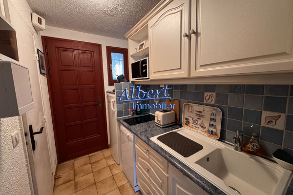 Appartement de luxe à vendre à Sanary-sur-Mer, 215 000 €, Photo 5