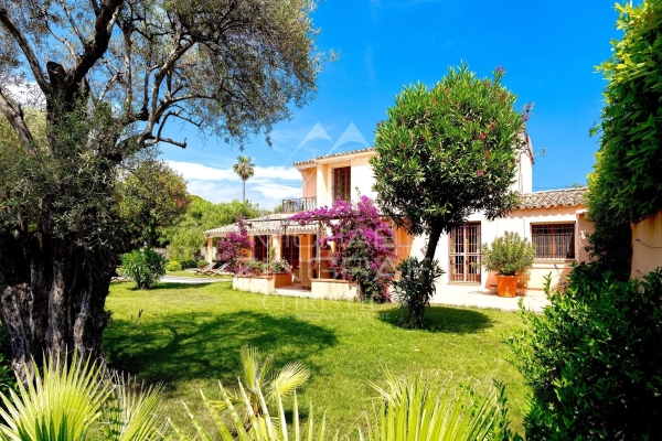 Luxury House for rental in Cap d'Antibes, 7 500 €, Photo 1