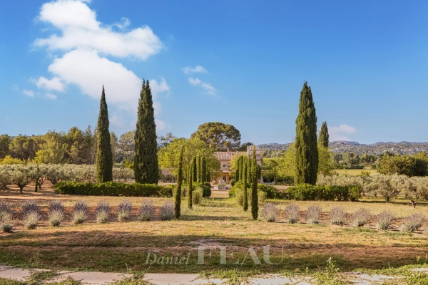 Maison de luxe à vendre à Paradou, 6 990 000 €, Photo 1