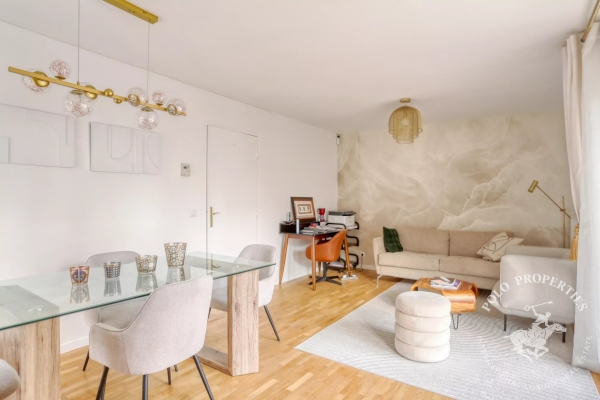 Luxury Apartment for rental in Courbevoie, 2 250 €, Photo 2