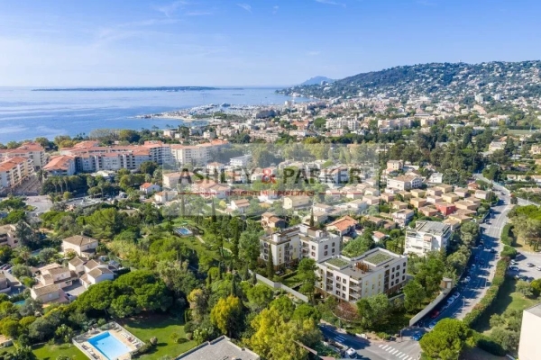 Appartement de luxe à vendre à Antibes, 779 167 €, Photo 3