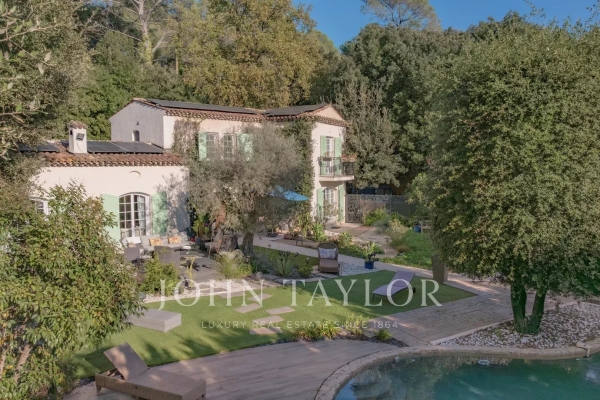 Maison de luxe à vendre à Roquefort-les-Pins, 1 799 000 €, Photo 3