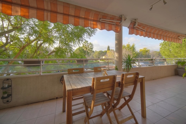 Appartement de luxe à vendre à Le Cannet, 345 000 €, Photo 1