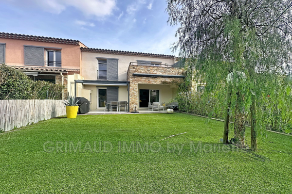 Luxury House for sale in Le Plan-de-La-Tour, 550 000 €, Photo 1