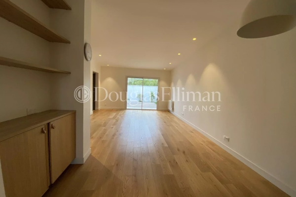 Luxury House for sale in Bordeaux, 585 000 €, Photo 3