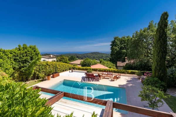 Maison de luxe à vendre à Vence, 2 300 000 €, Photo 1
