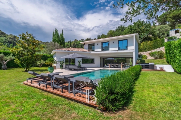 Maison de luxe à vendre à Saint-Paul-de-Vence, 2 490 000 €, Photo 1
