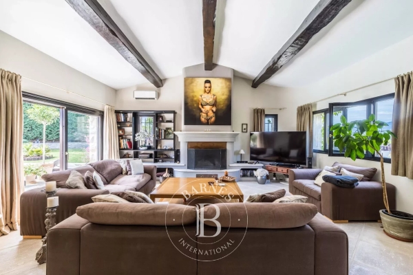 Luxury House for sale in Saint-Paul-de-Vence, 2 490 000 €, Photo 2
