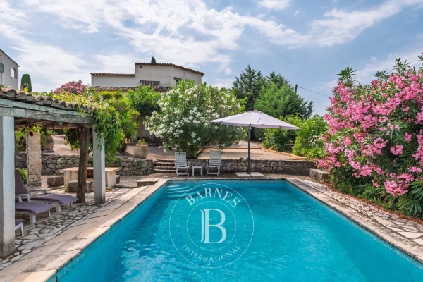 Luxury House for sale in Vence, 890 000 €, Photo 3