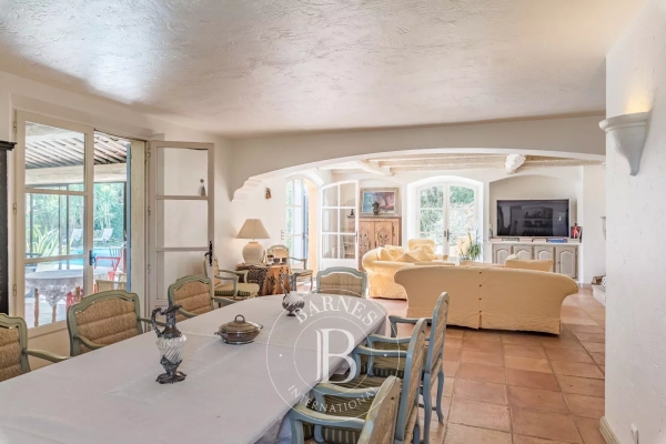 Maison de luxe à vendre à Saint-Paul-de-Vence, 2 495 000 €, Photo 3