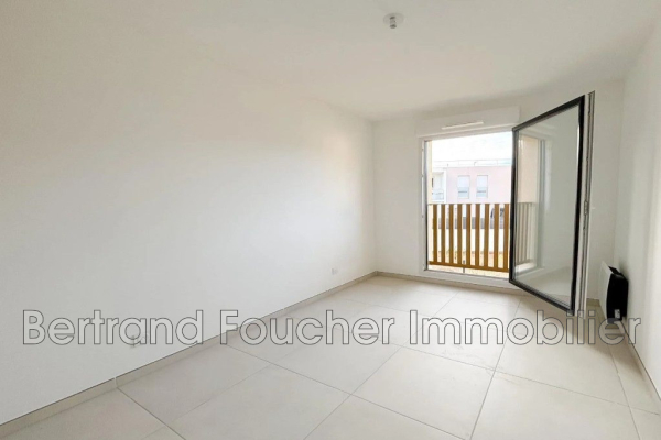 Luxury Apartment for sale in Cavalaire-sur-Mer, 579 000 €, Photo 4