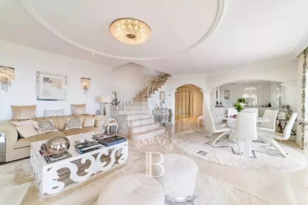 Maison de luxe à vendre à Tourrettes-sur-Loup, 2 250 000 €, Photo 7