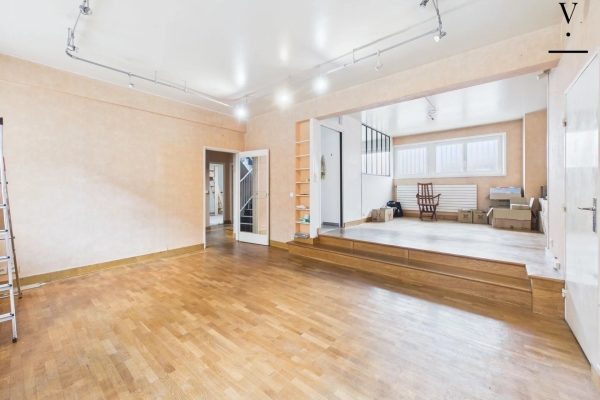 Luxury Apartment for sale in Paris 12Ème, 1 350 000 €, Photo 1