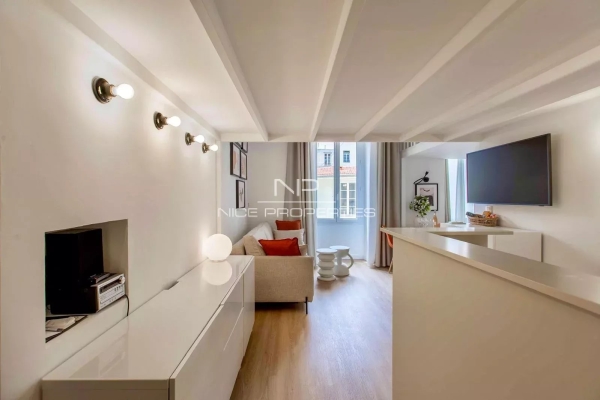 Appartement de luxe à vendre à Nice, 490 000 €, Photo 1