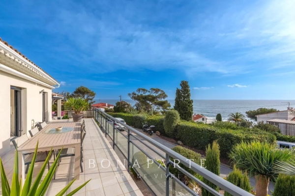 Maison de luxe à vendre à Saint-Aygulf, 1 280 000 €, Photo 1