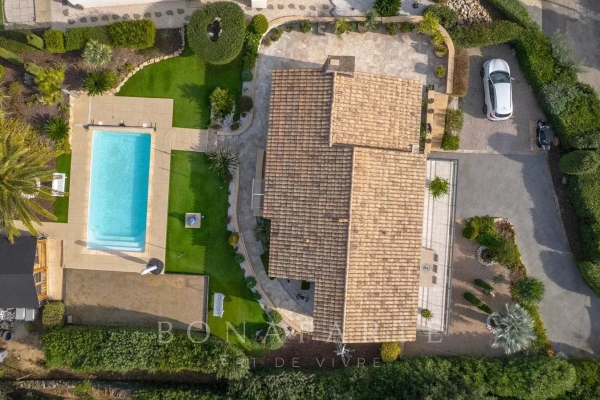 Maison de luxe à vendre à Saint-Aygulf, 1 300 000 €, Photo 4