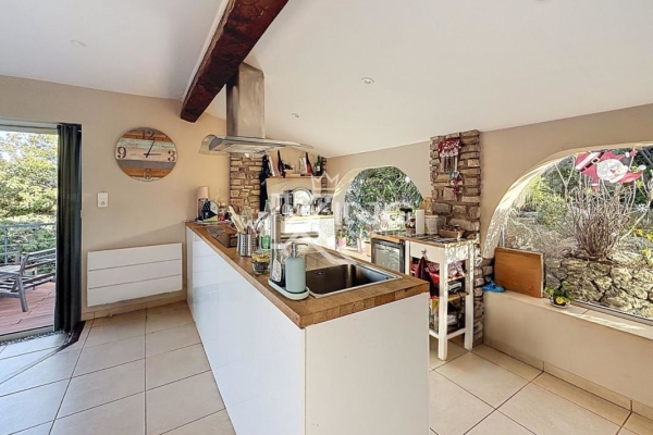 Maison de luxe à vendre à Fréjus, 525 000 €, Photo 4