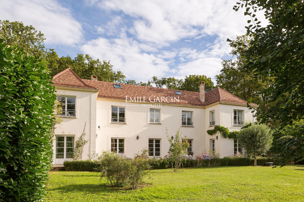 Maison de luxe à vendre à Saint-Nom-la-Bretèche, 1 990 000 €, Photo 1