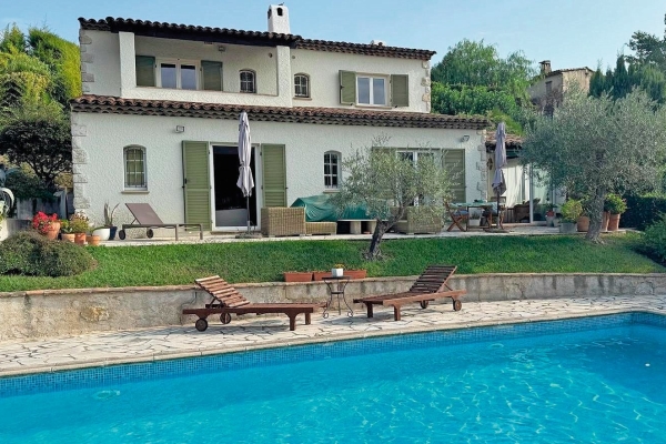 Maison de luxe à vendre à La Colle-sur-Loup, 985 000 €, Photo 1