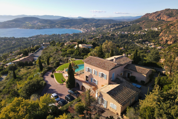 Maison de luxe à vendre à Agay, 3 600 000 €, Photo 2