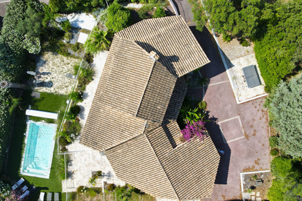 Maison de luxe à vendre à Saint-Raphaël, 895 000 €, Photo 2