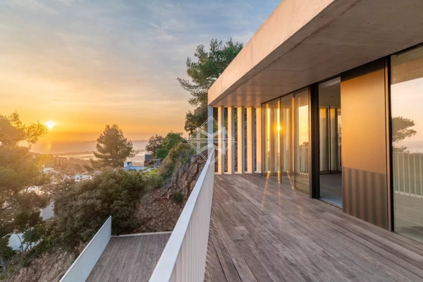 Luxury House for sale in Les Salins d'Hyères, 2 995 000 €, Photo 2