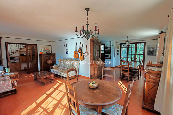 Luxury House for sale in Saint-Aygulf, 890 000 €, Photo 4