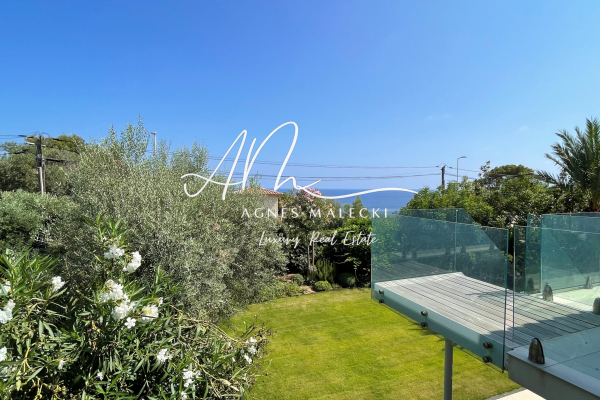 Luxury House for sale in Cavalaire-sur-Mer, 1 950 000 €, Photo 4