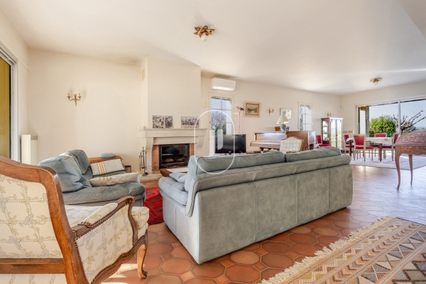 Maison de luxe à vendre à Bonnieux, 1 450 000 €, Photo 6