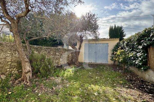 Maison de luxe à vendre à Saint-Rémy-de-Provence, 460 000 €, Photo 2