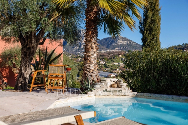 Maison de luxe à vendre à Vence, 1 720 000 €, Photo 1