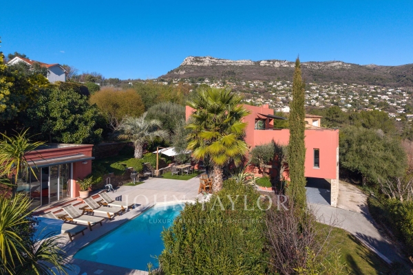 Maison de luxe à vendre à Vence, 1 850 000 €, Photo 2