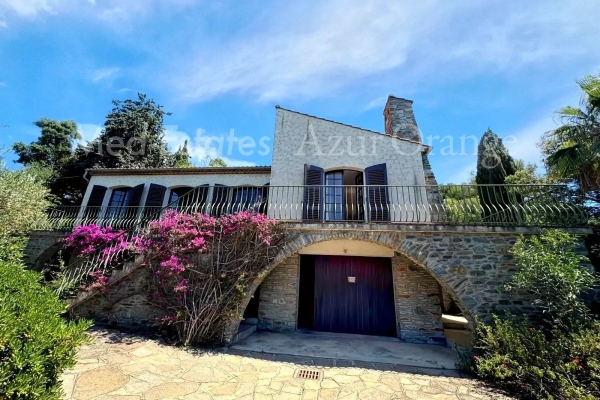 Luxury House for sale in La Croix-Valmer, 2 520 000 €, Photo 2