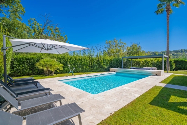 Maison de luxe à vendre à Mougins, 1 950 000 €, Photo 2