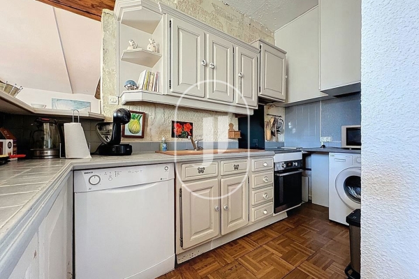 Appartement de luxe à vendre à Uzès, 220 000 €, Photo 5