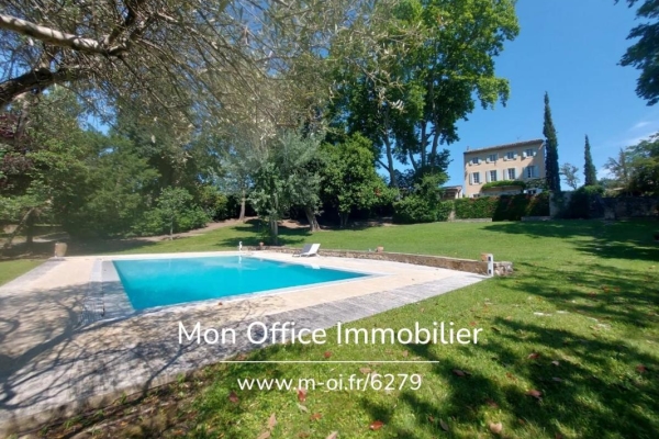 Maison de luxe à vendre à Cadenet, 1 690 000 €, Photo 1