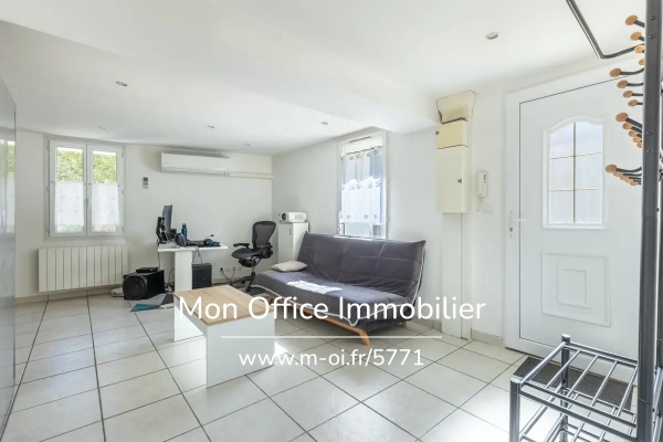 Luxury Apartment for sale in Saint-Cyr-sur-Mer, 267 000 €, Photo 5