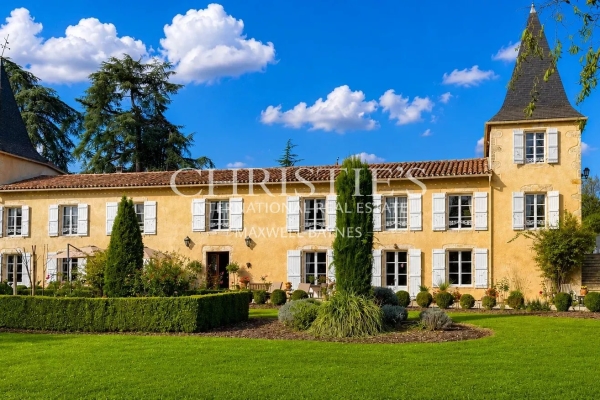 Luxury House for sale in Condom, 1 495 000 €, Photo 1